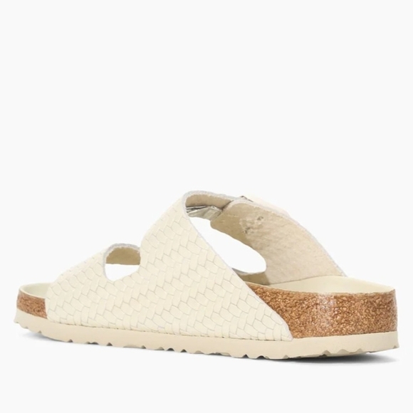 Birkenstock Arizona Rivet Logo Sandals in Cream Womens Size 5 EU36 NWT - Picture 5 of 16